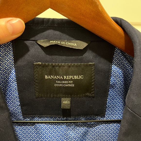 Banana Republic Blazer in Navy Blue - Picture 4 of 16